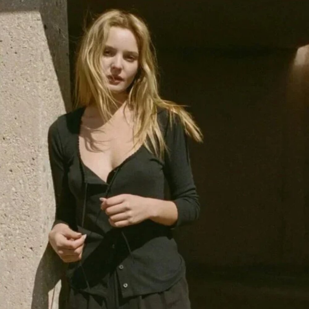 Doen Pointelle Vivienne Tee